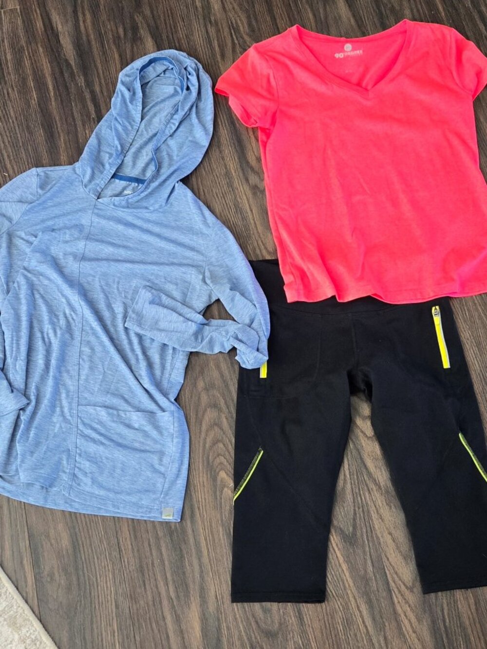 Three-Piece Athletic/Athleisure Set: Bike Shorts; Top; Hoodie SIZE XS/S